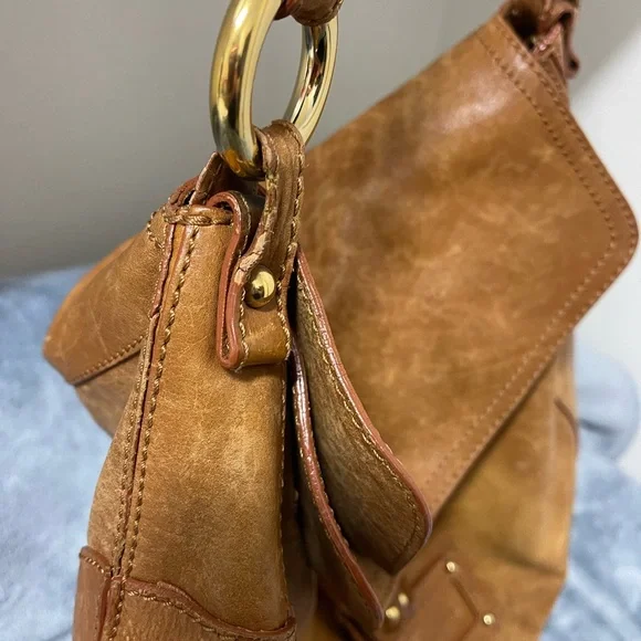 Marc Jacobs Tan Leather Hobo Bag with Gold Accents - Picture 10 of 16